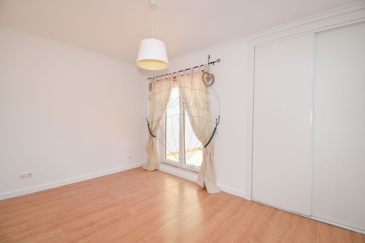 listing 123761356-1 picture-0