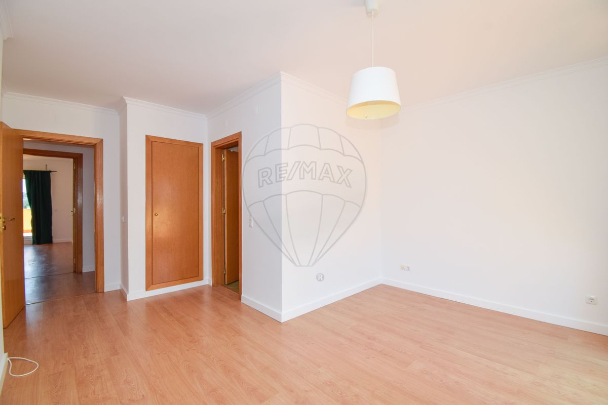 listing 123761356-1 picture-0