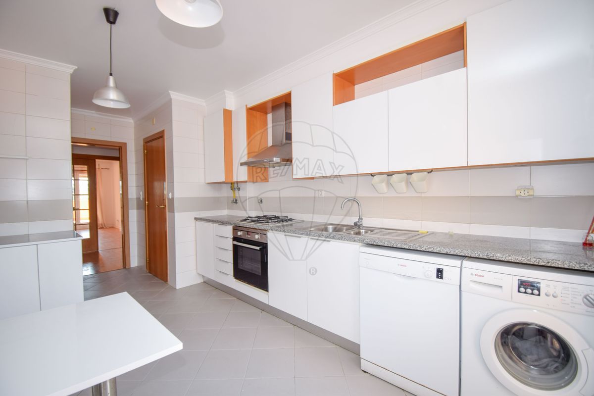 listing 123761356-1 picture-0