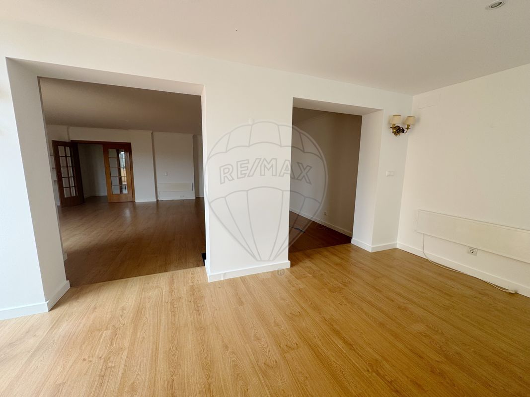 listing 123761356-1 picture-0