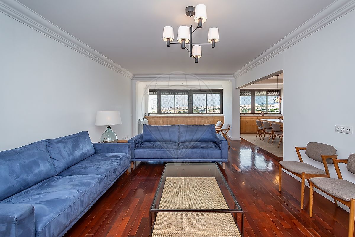 Apartamento T4 para venda