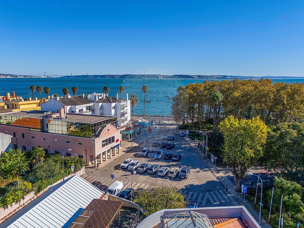 Apartamento T2 à venda em Oeiras