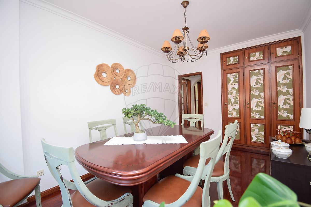 Apartamento T3 à venda em Sintra