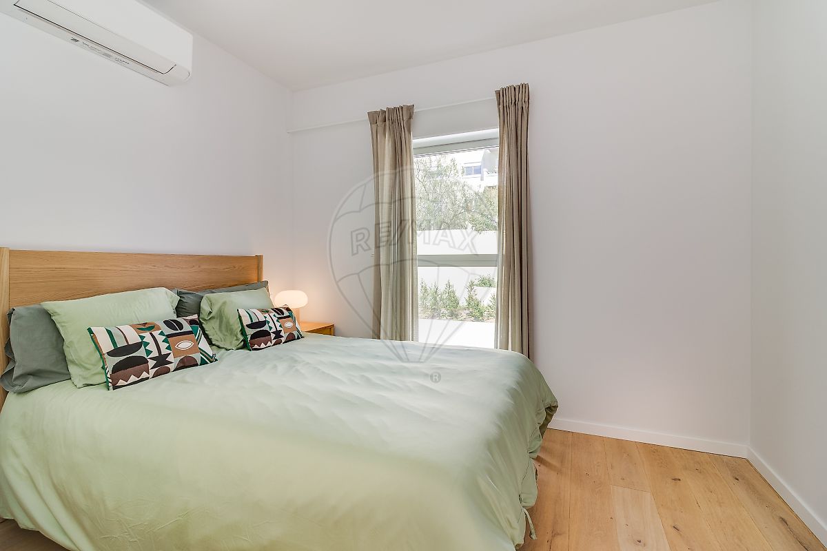 Apartamento T2 em Carnaxide e Queijas 20