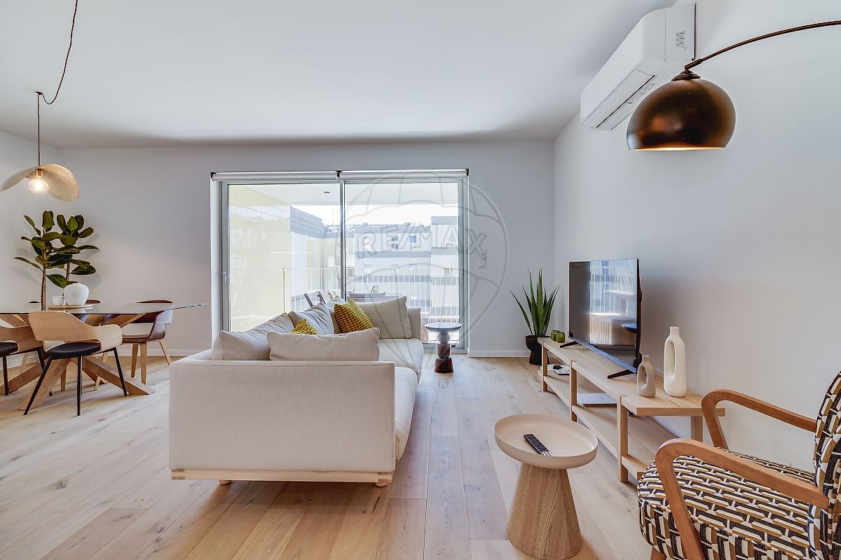Apartamento T2 em Carnaxide e Queijas 6