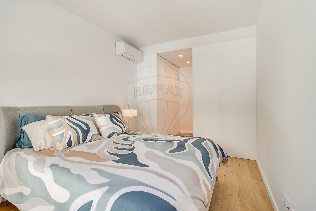 Apartamento T2 em Carnaxide e Queijas 25
