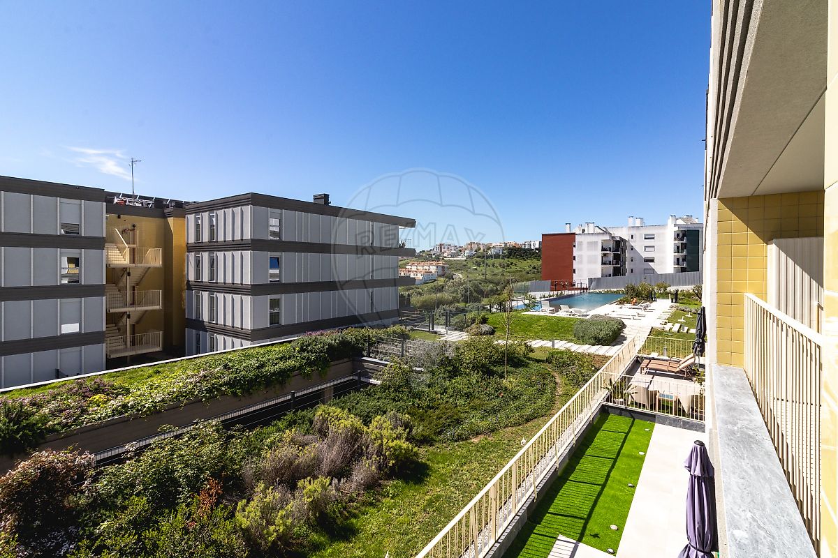 Apartamento T2 em Carnaxide e Queijas 29