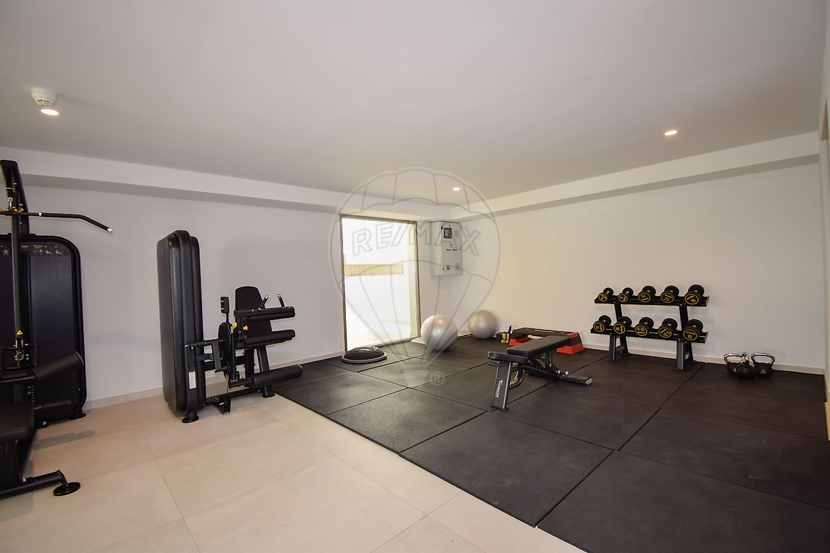 Apartamento T2 em Carnaxide e Queijas 34