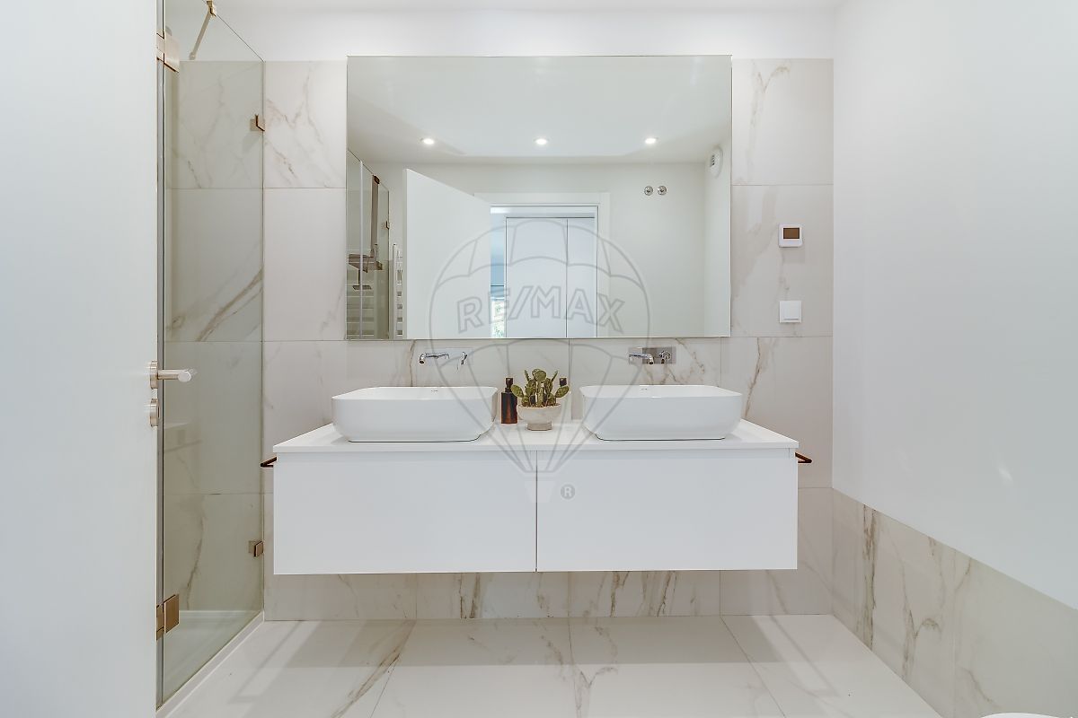 Apartamento T2 em Carnaxide e Queijas 23