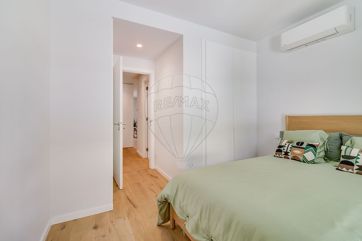 Apartamento T2 em Carnaxide e Queijas 19