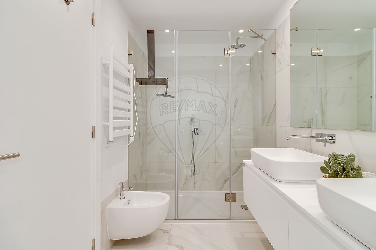 Apartamento T2 em Carnaxide e Queijas 24