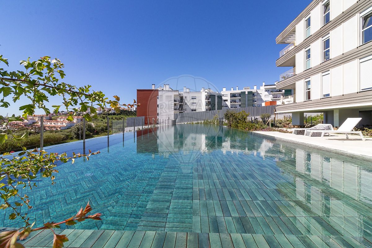 Apartamento T2 em Carnaxide e Queijas 32