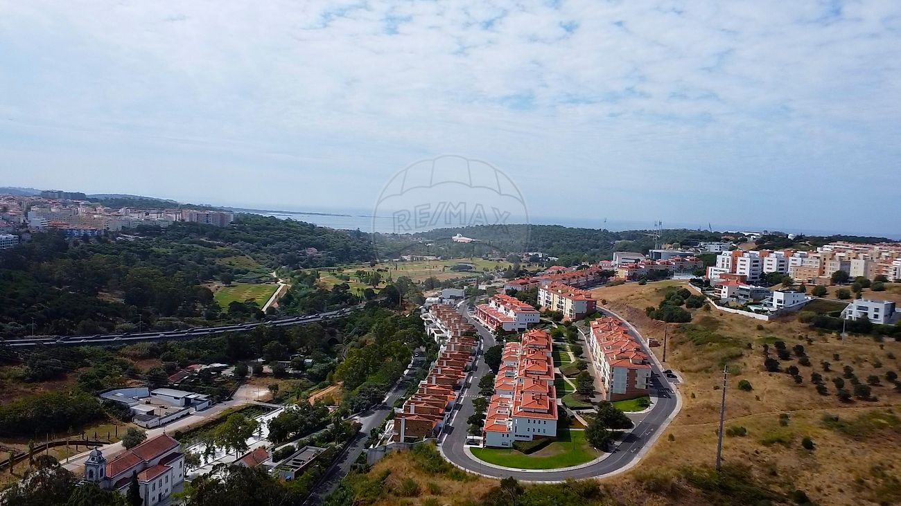 Apartamento T2 em Carnaxide e Queijas 48