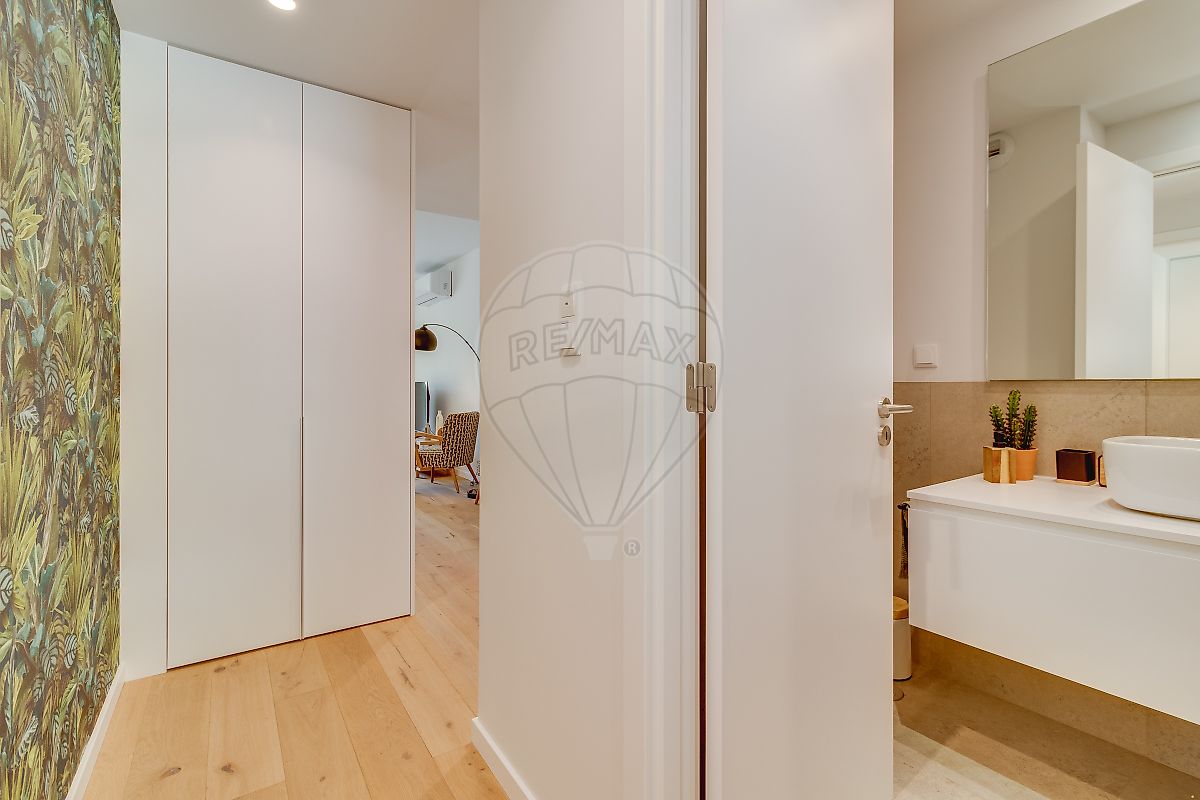 Apartamento T2 em Carnaxide e Queijas 17