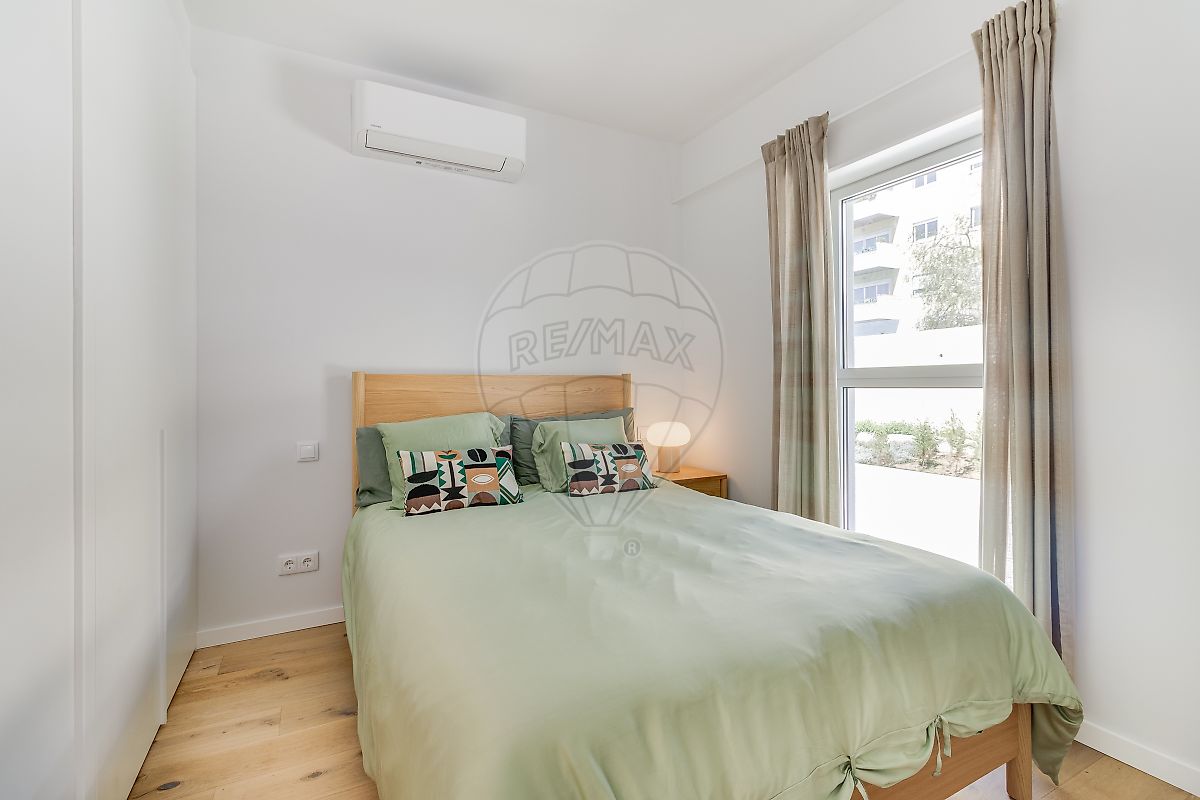 Apartamento T2 em Carnaxide e Queijas 21