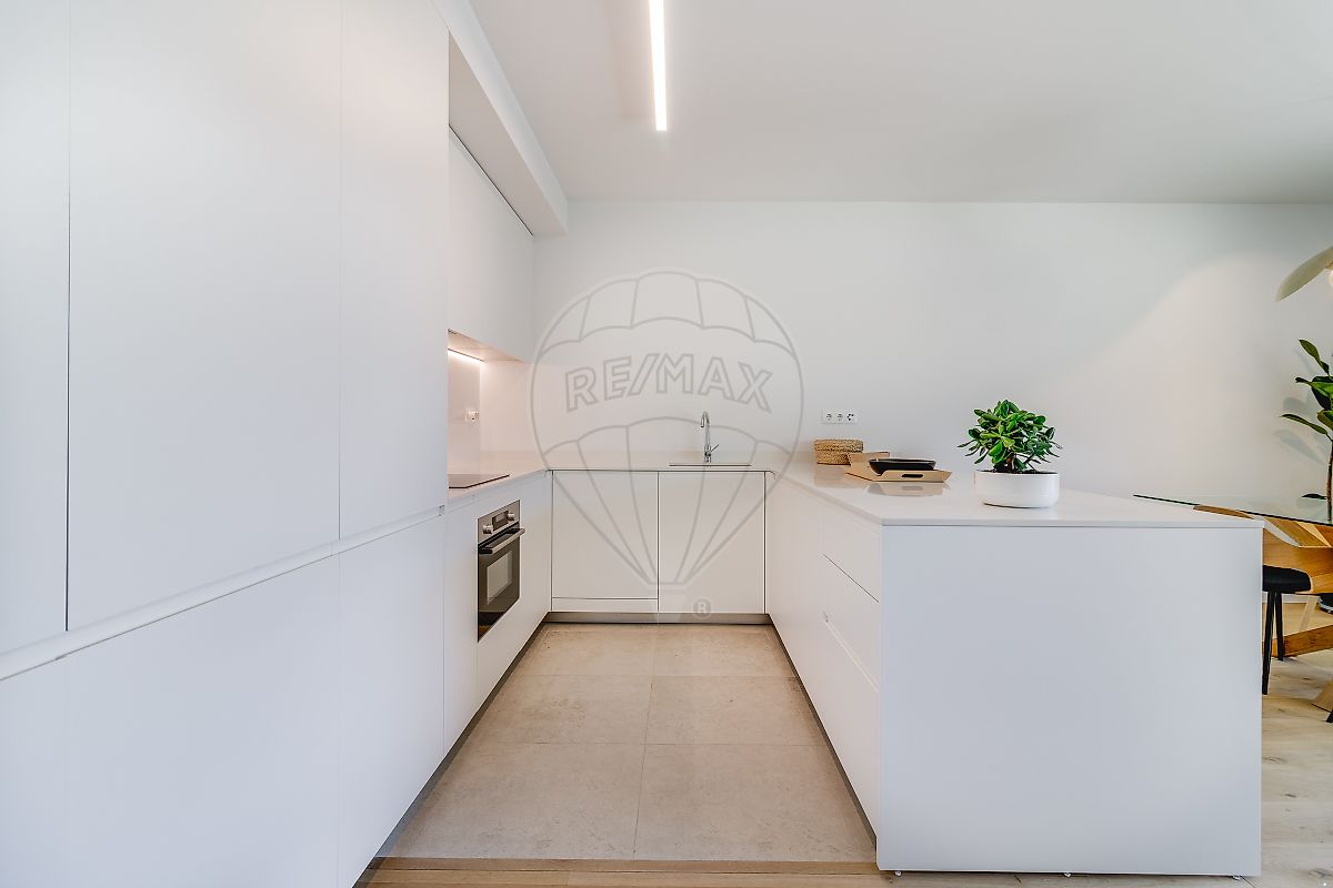 Apartamento T2 em Carnaxide e Queijas 9