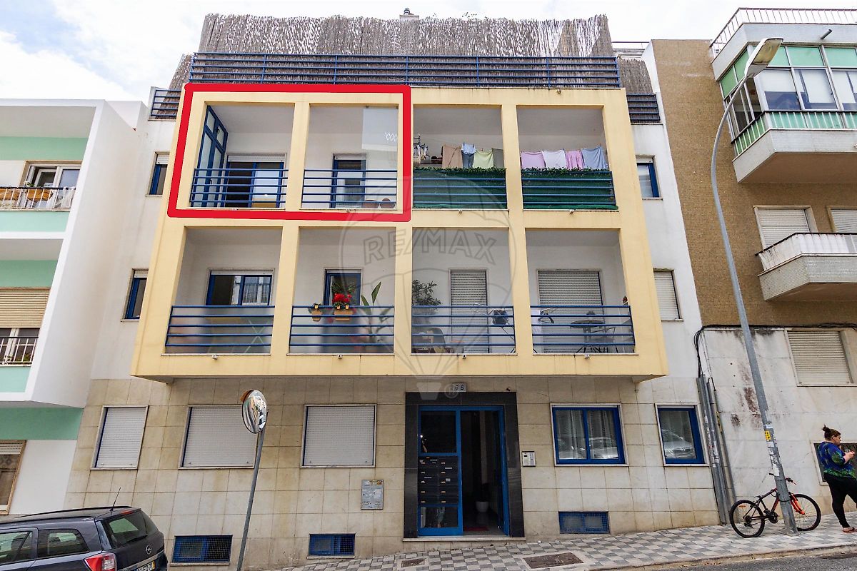 Apartamento T2 à venda em Oeiras