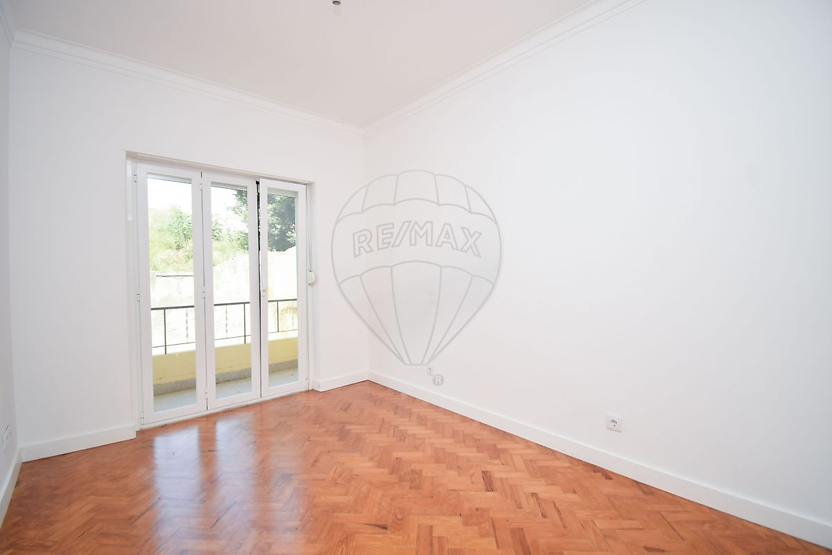 Apartamento T2 para arrendar em Lisboa