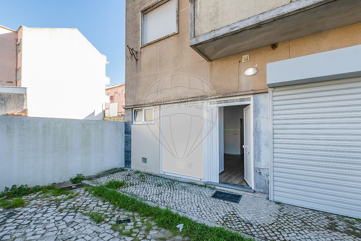 Loja - Venteira, Amadora, Lisboa