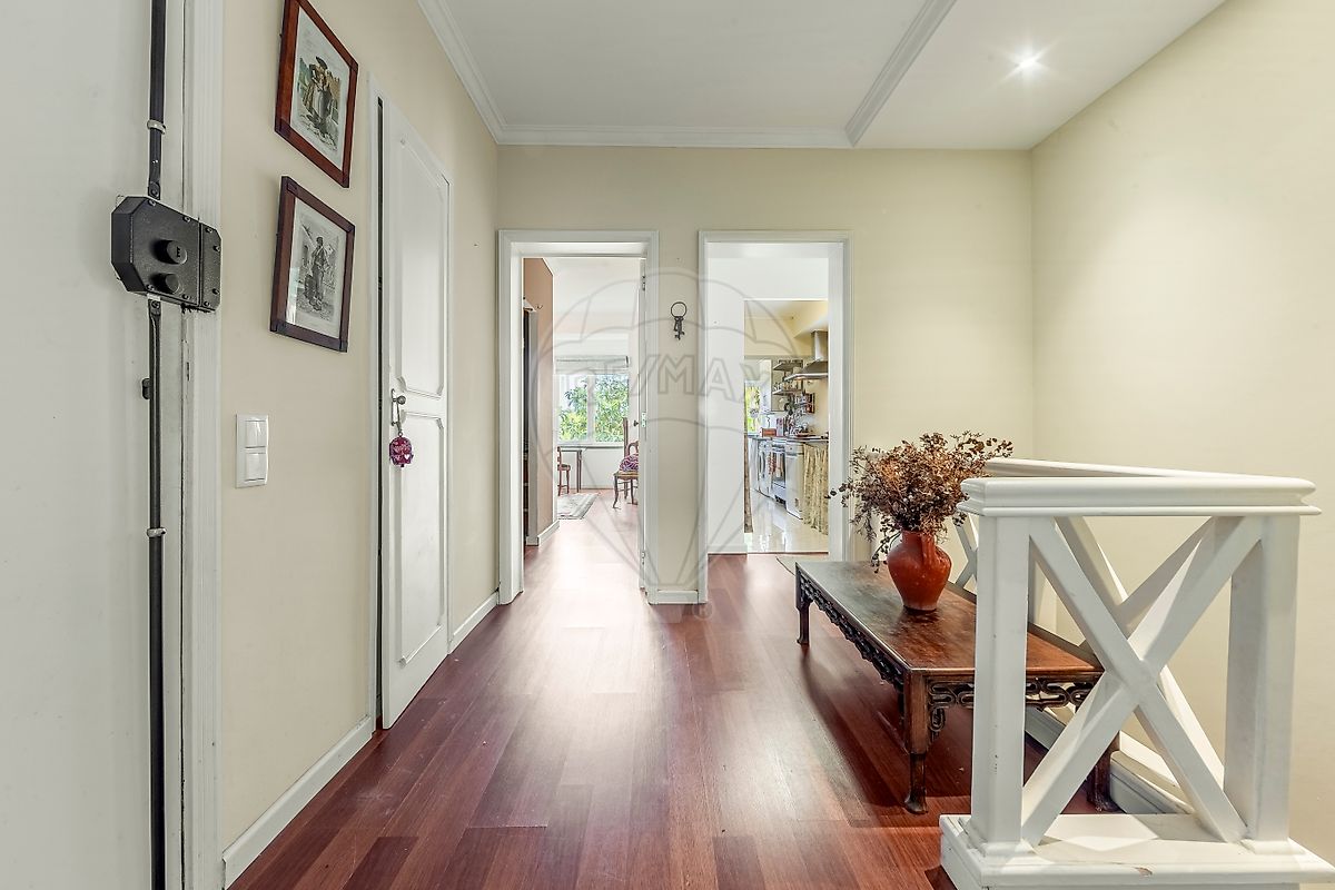 Apartamento T6 à venda em Cascais