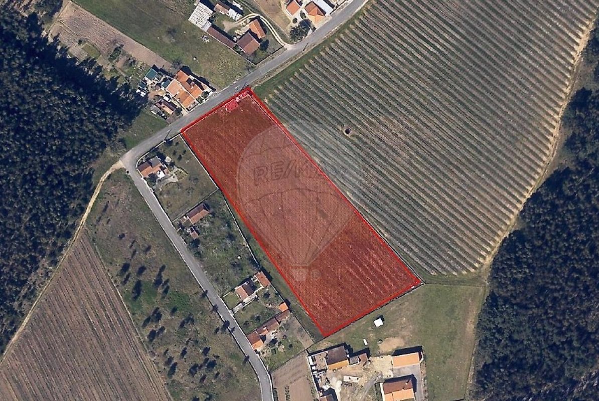 Land for sale in Óbidos, Portugal — €70,000
