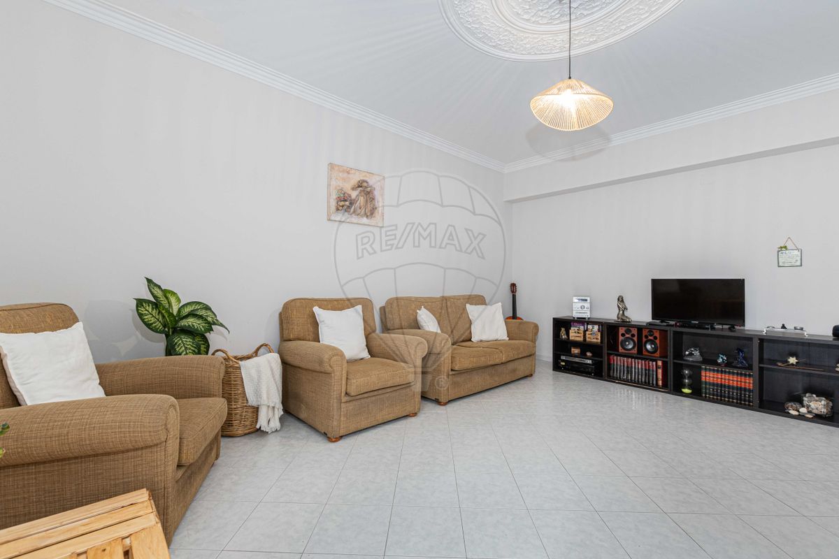 listing 123771239-4 picture-0