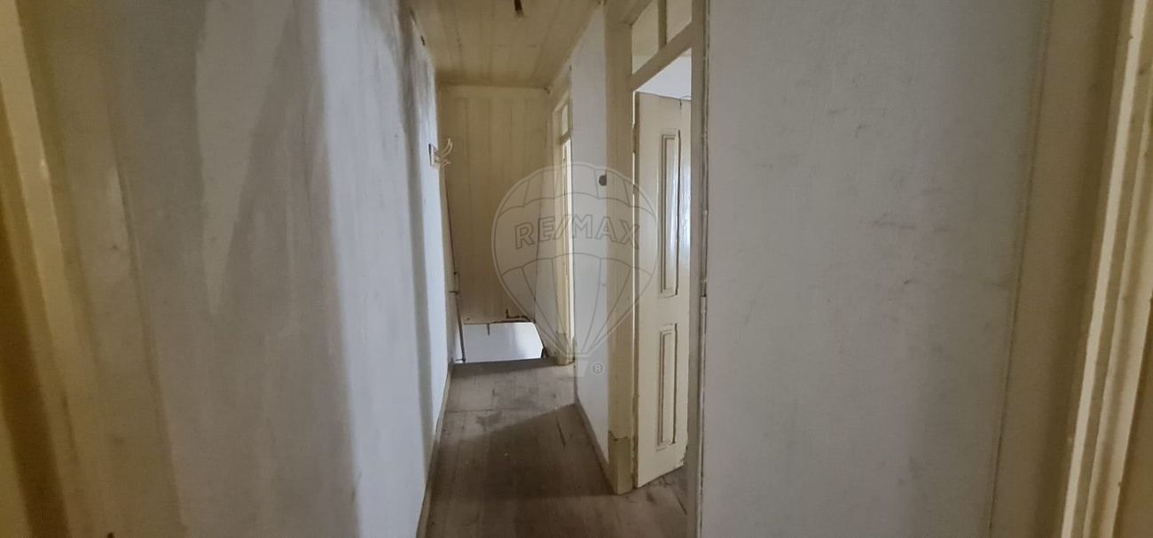 listing 123771004-371 picture-0
