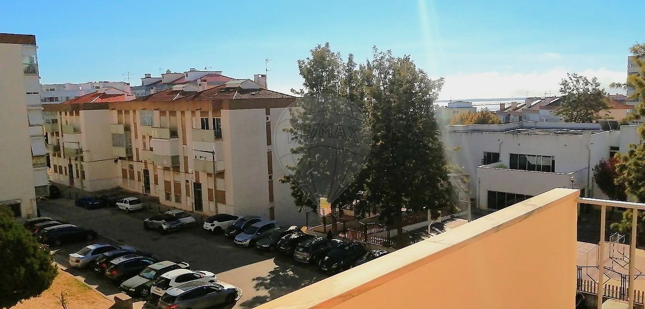 Apartamento T2 à venda em Vila Franca de Xira