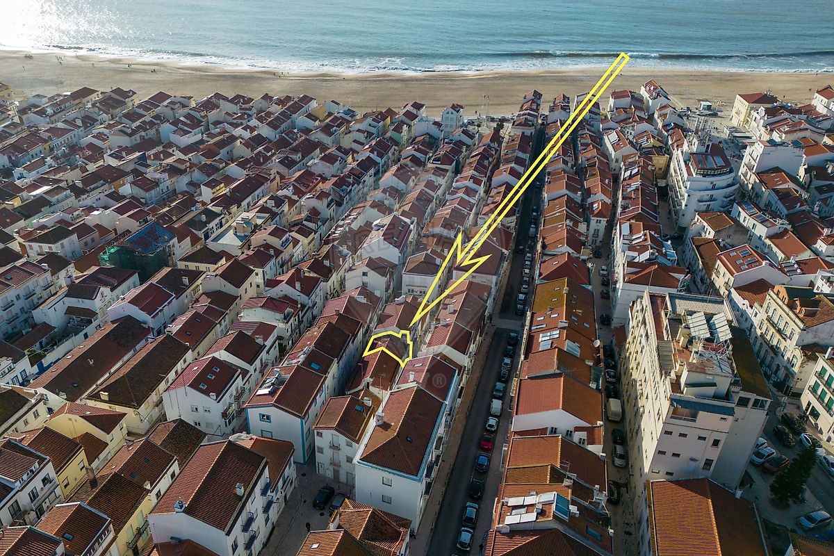 Prédio à venda em Nazaré