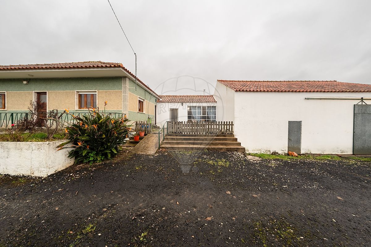 Moradia - Salir de Matos, Caldas da Rainha, Leiria