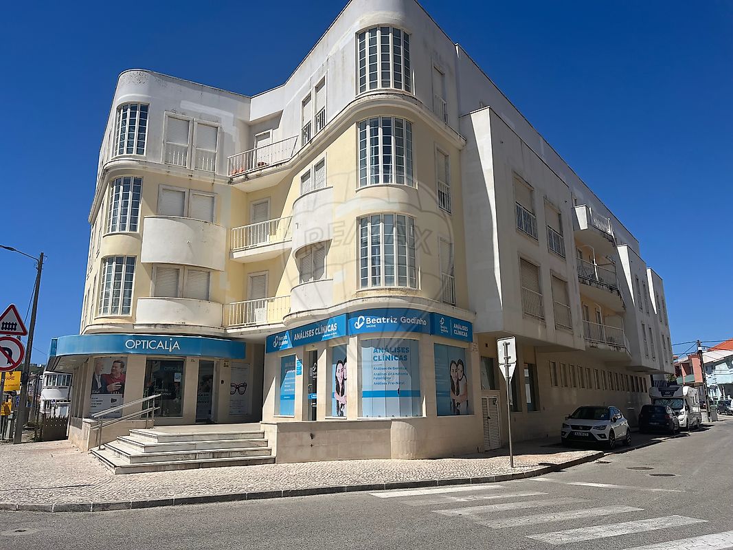 Apartamento T2 à venda em Alcobaça