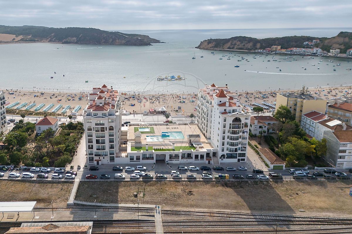 Apartamento T2 à venda em Alcobaça