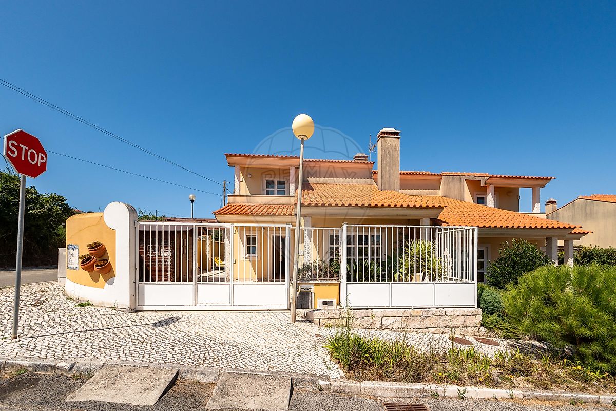 Apartamento T3 à venda em Alcobaça