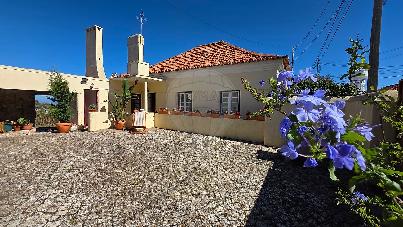 Apartamento T3 à venda em Alcobaça