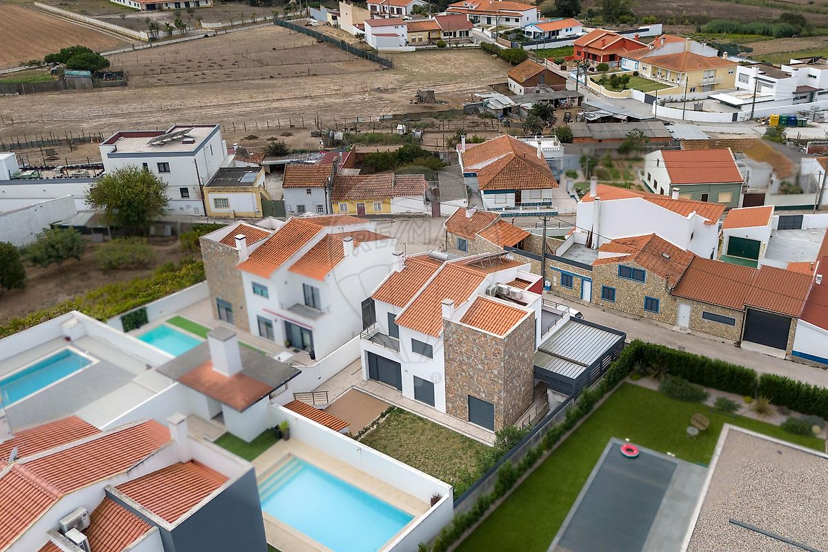 Moradia T4 à venda em Alfeizerão, Alcobaça — foto 4
