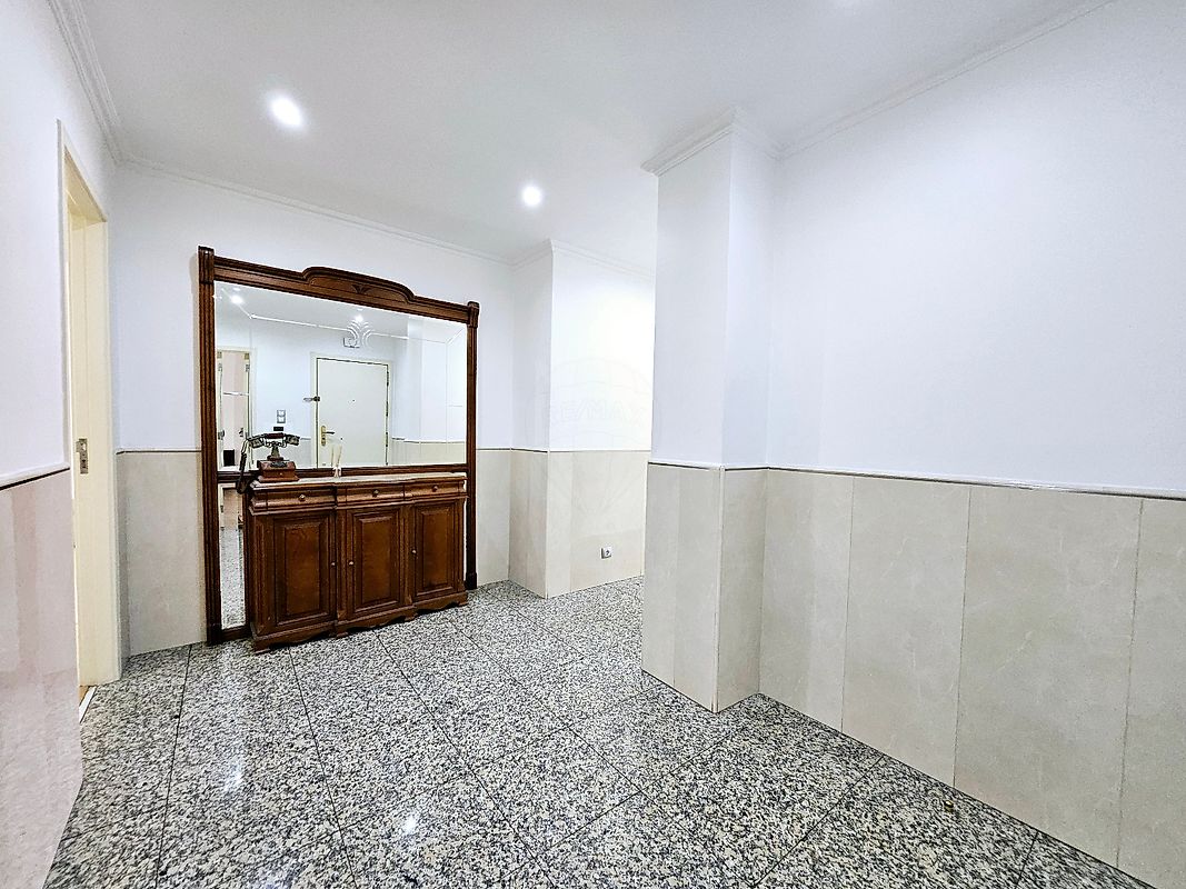 Apartamento T5 à venda em Venteira, Amadora — foto 32
