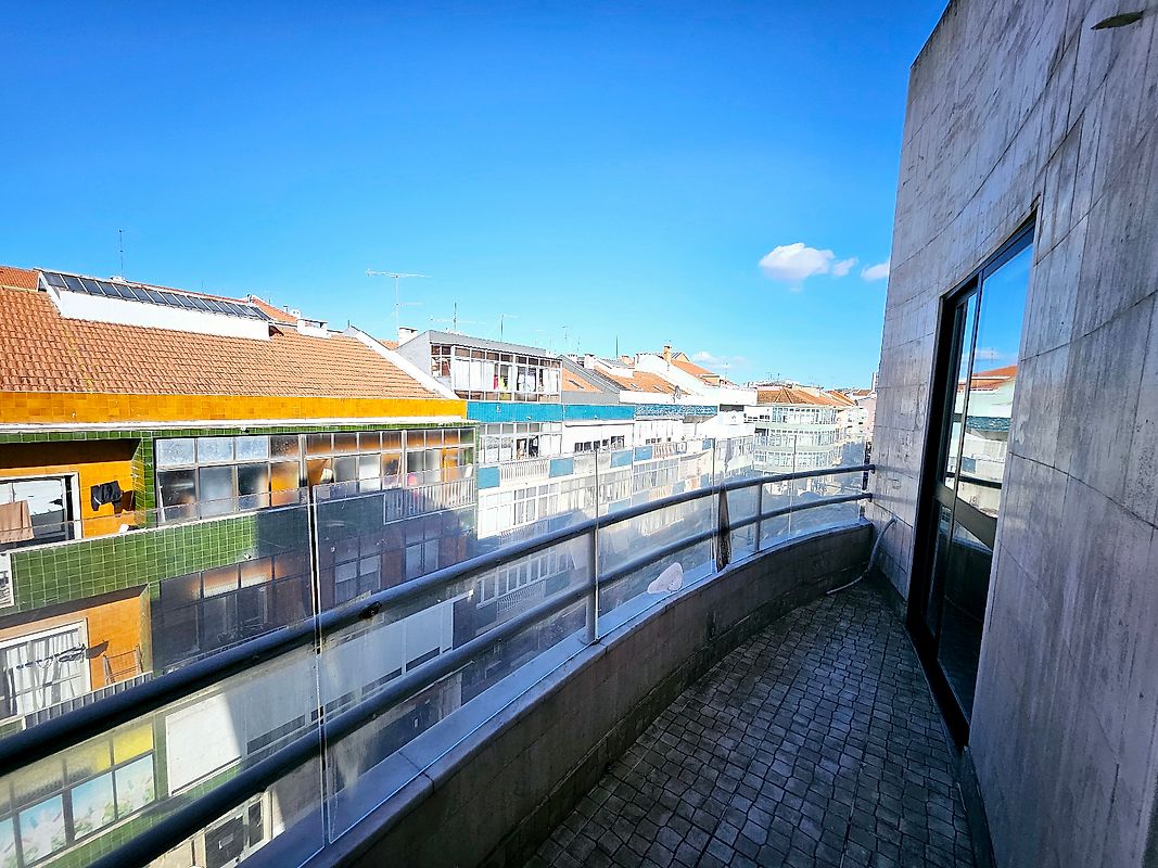 Apartamento T5 à venda em Venteira, Amadora — foto 9