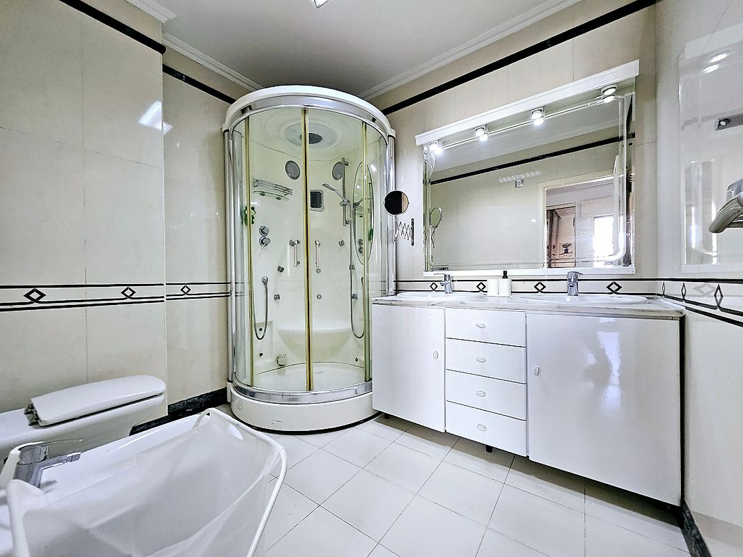 Apartamento T5 à venda em Venteira, Amadora — foto 27