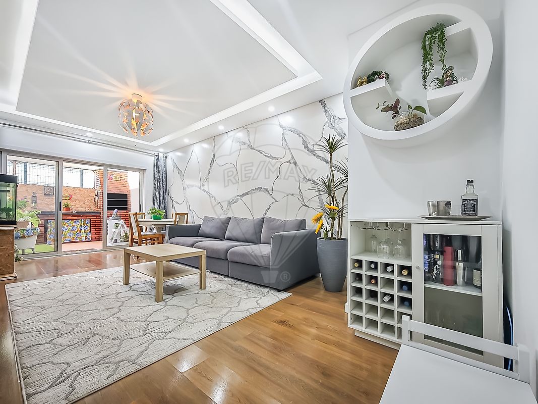 Apartamento T3 à venda em Sintra