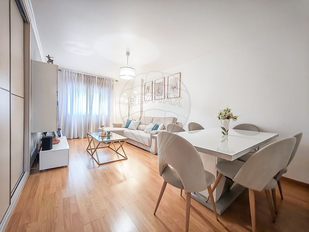 Apartamento T2 à venda em Sintra