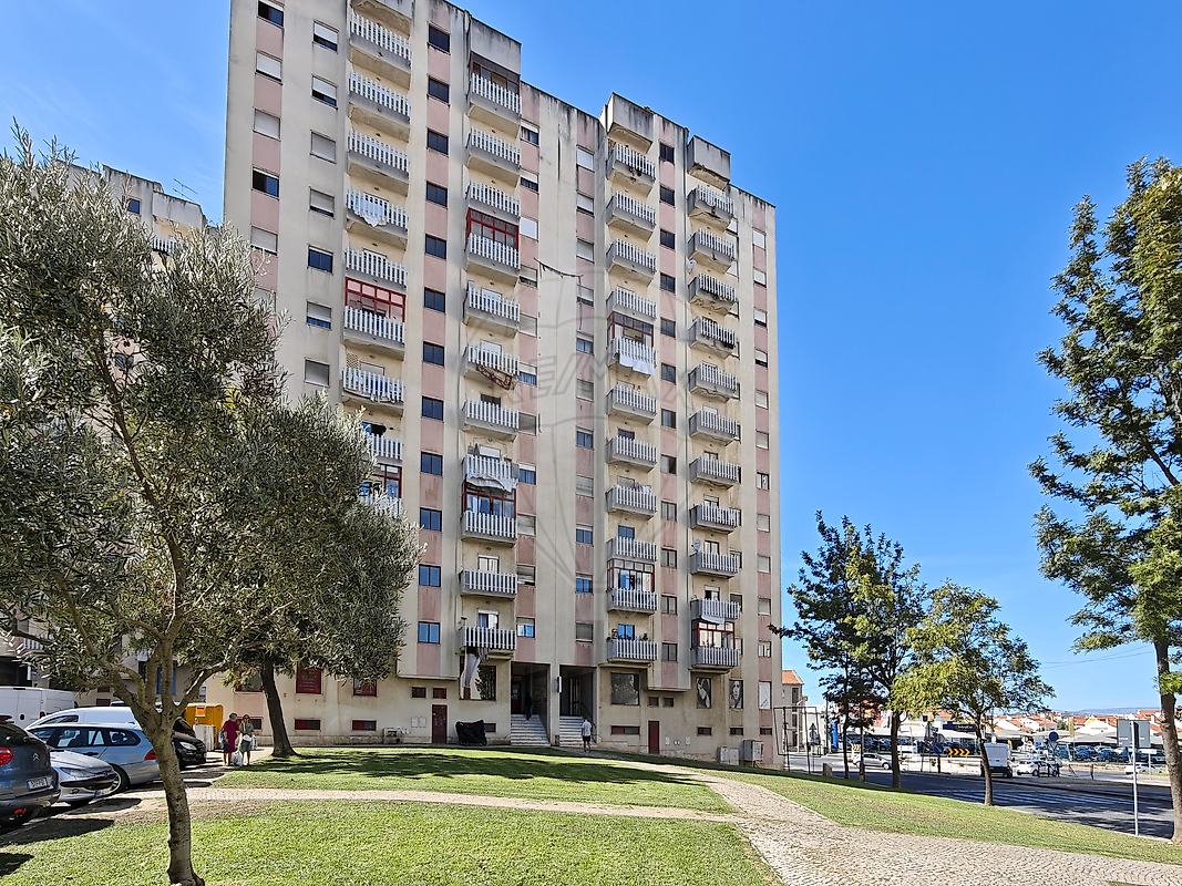 Apartamento T2 à venda em Carregado e Cadafais, Alenquer — foto 2