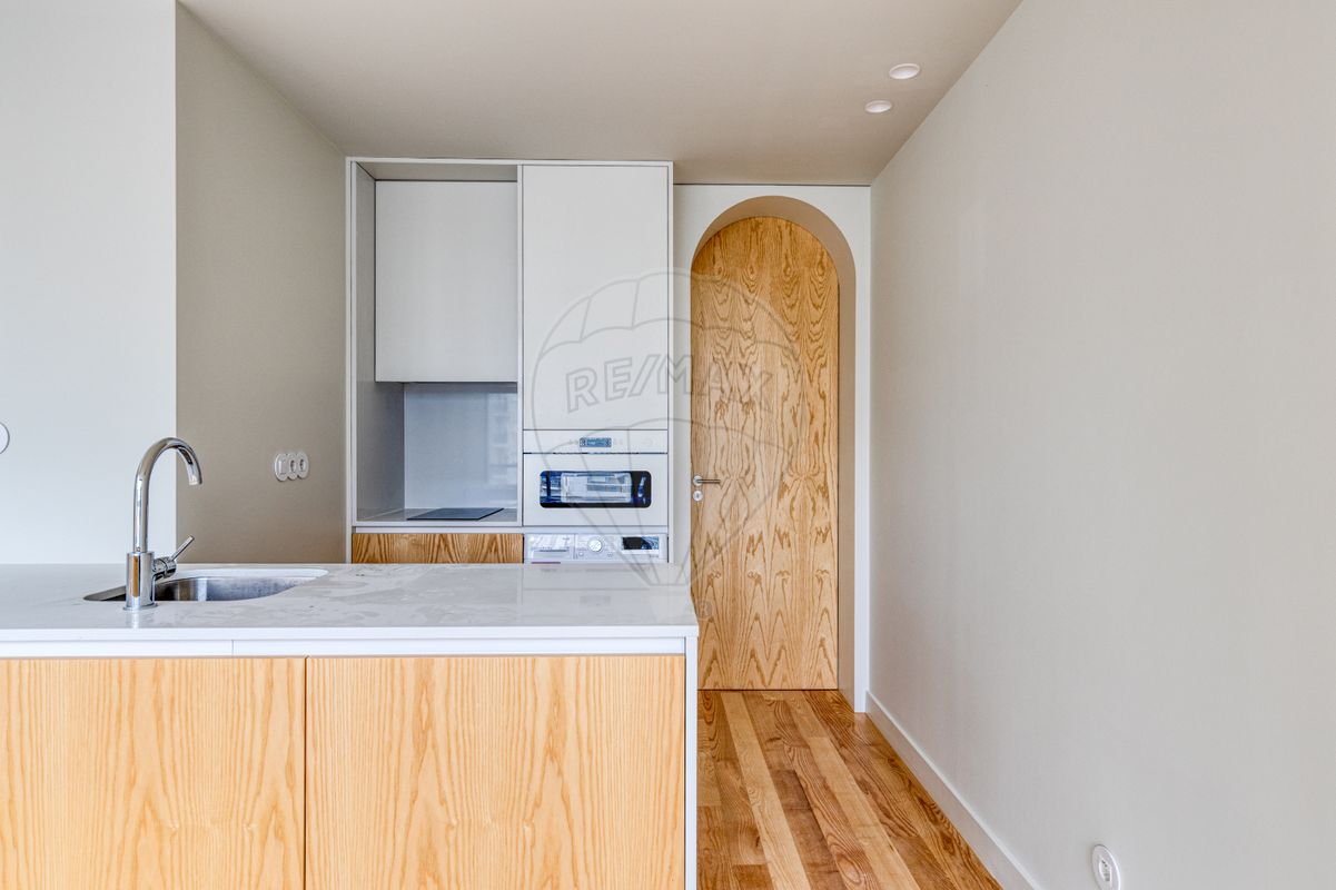 listing 123821361-324 picture-0