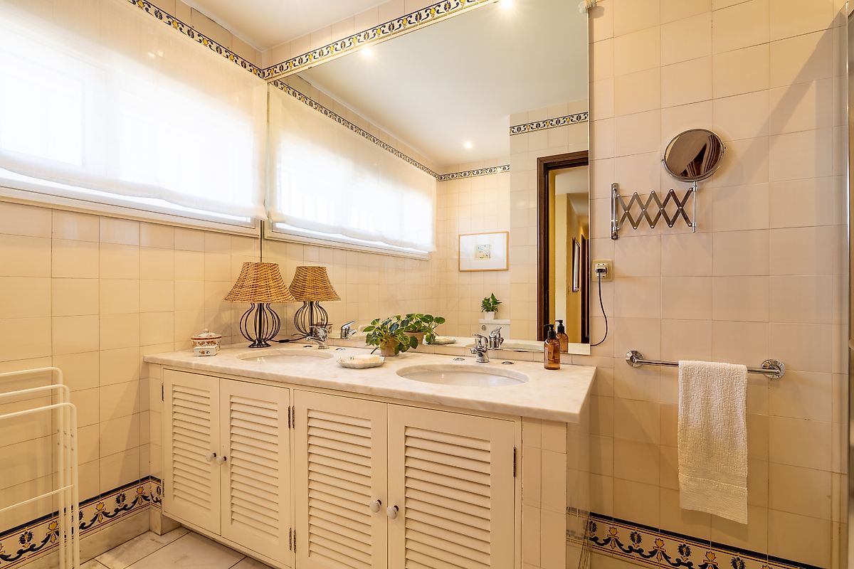 listing 123821363-75 picture-0