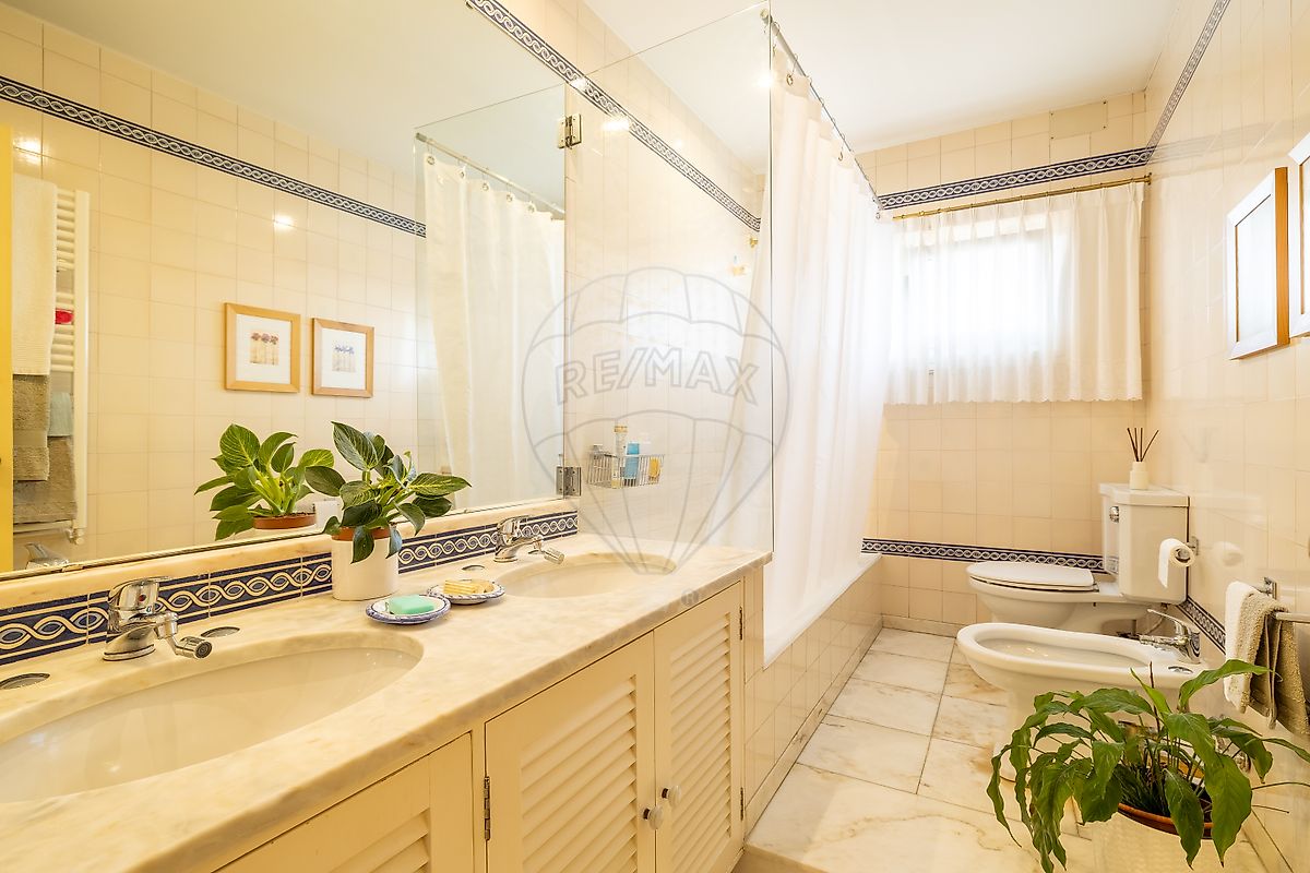 listing 123821363-75 picture-0