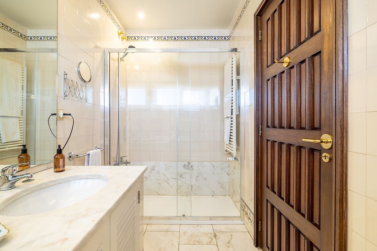 listing 123821363-75 picture-0