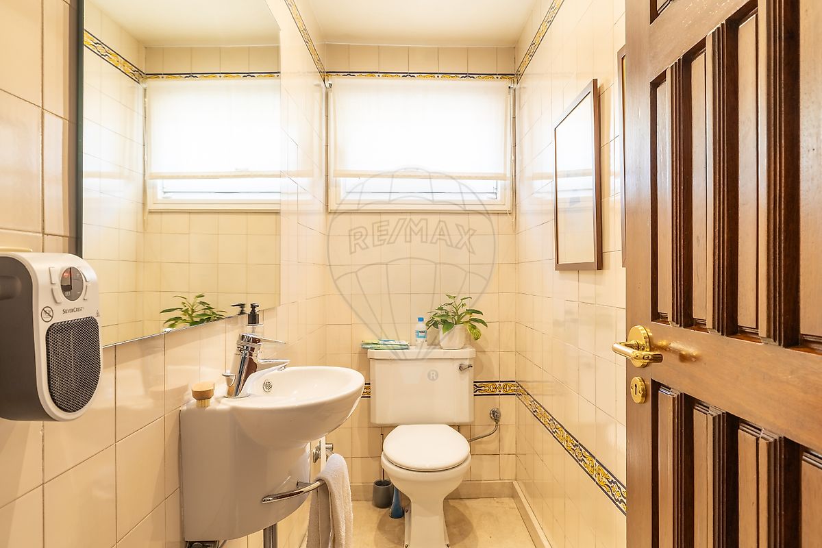 listing 123821363-75 picture-0