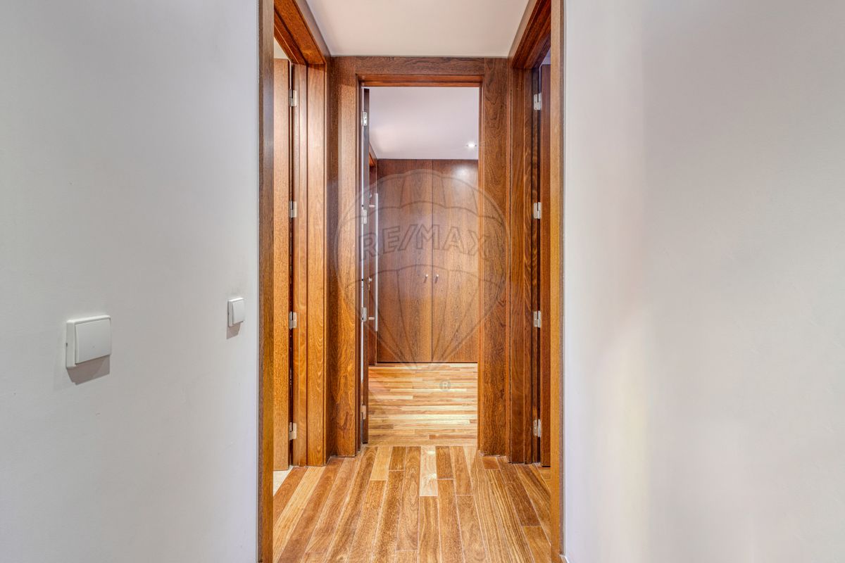 listing 123821361-379 picture-0