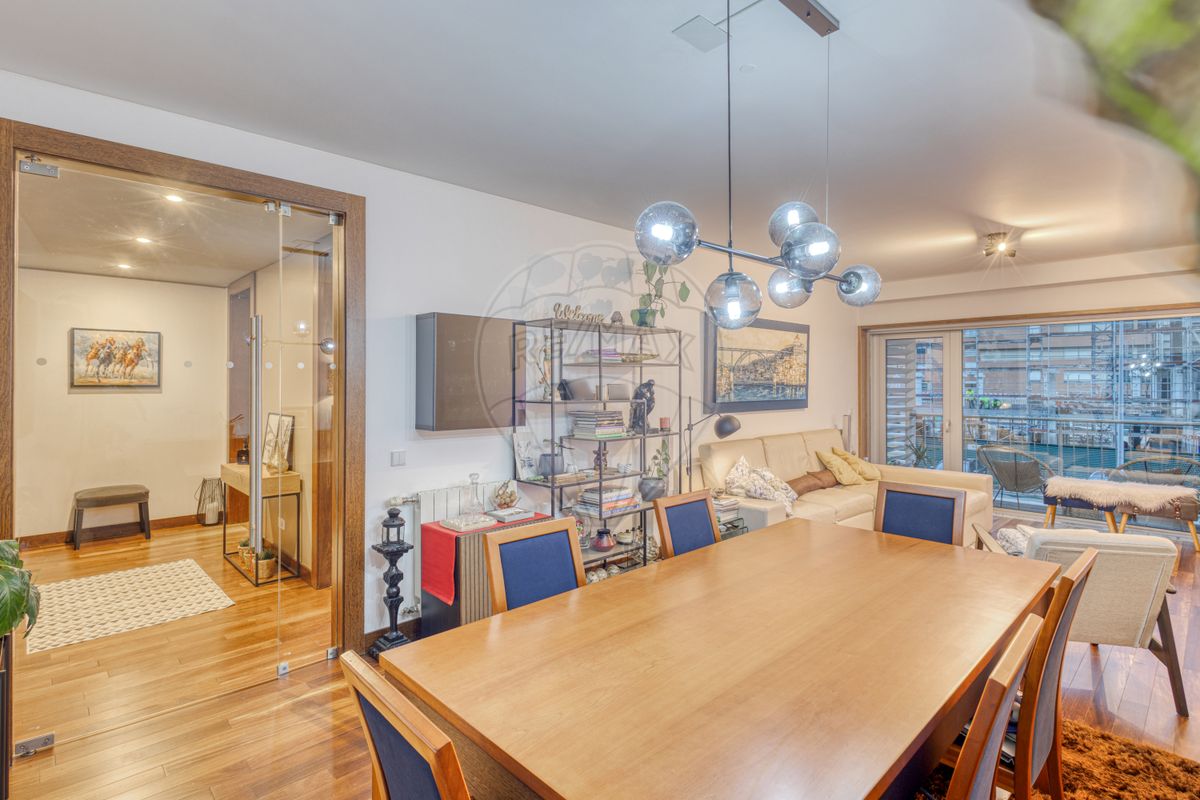 listing 123821361-379 picture-0