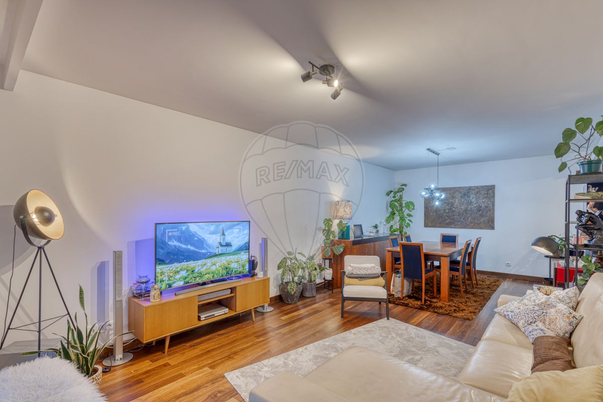 listing 123821361-379 picture-0