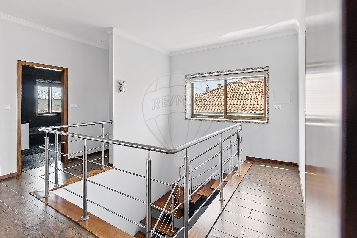 listing 123821401-23 picture-0